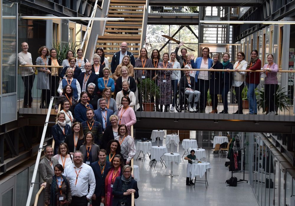 TeilnehmerInnen von AUCEN und UCEF im Schwackhöferhaus